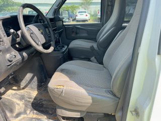 2015 Chevrolet Express 3500 Work Van - Interior Front Seat Image